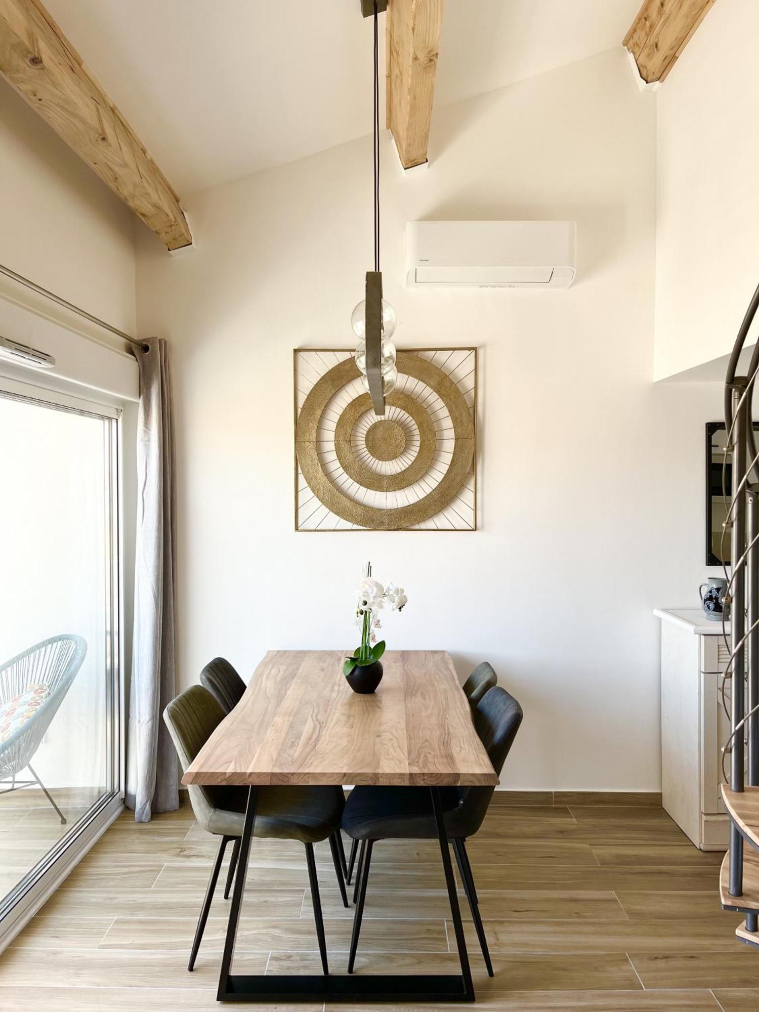 Duplex Centre Ville - 50M De La Plage - Clim - Garage - Netflix Le Grau-du-Roi Δωμάτιο φωτογραφία
