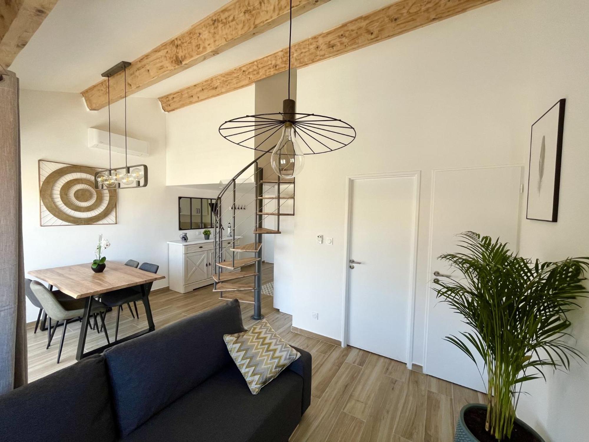 Duplex Centre Ville - 50M De La Plage - Clim - Garage - Netflix Le Grau-du-Roi Δωμάτιο φωτογραφία
